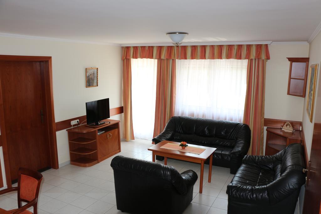 Fortuna Villa Hévíz Δωμάτιο φωτογραφία